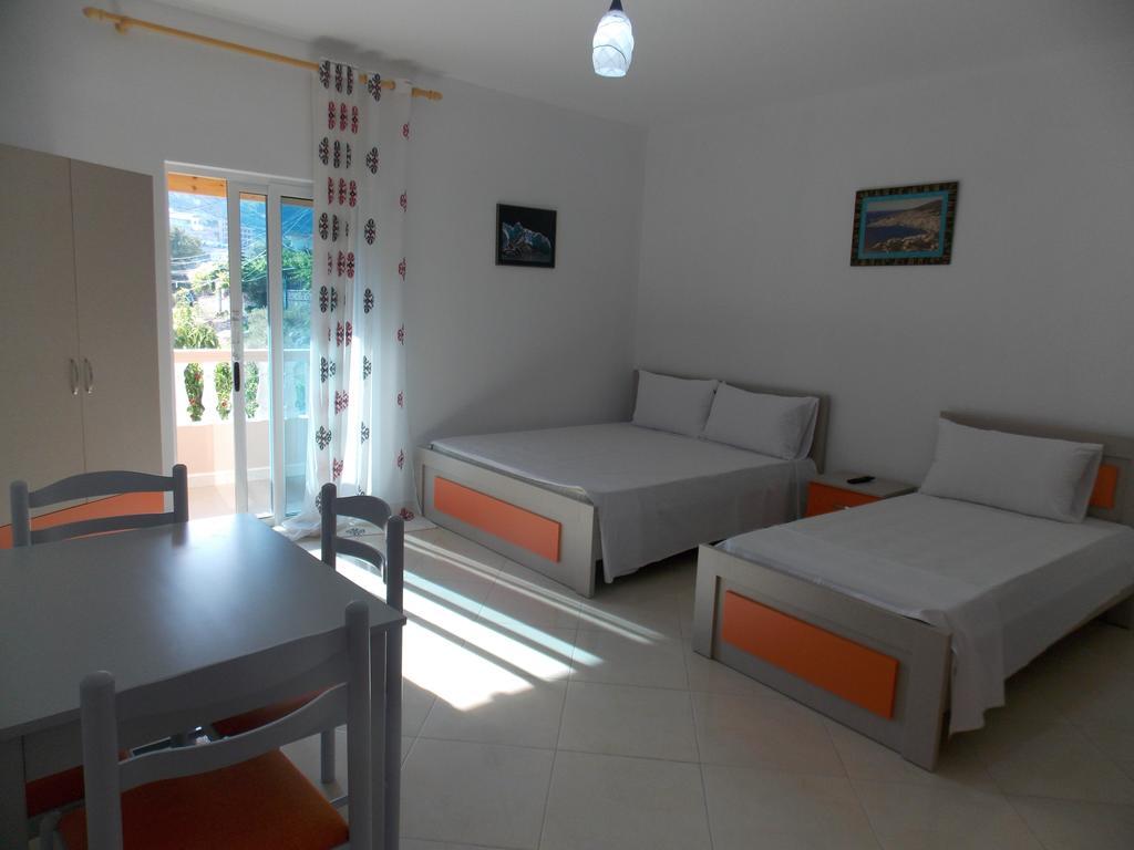 Guest House Vila Bega Saranda Kültér fotó