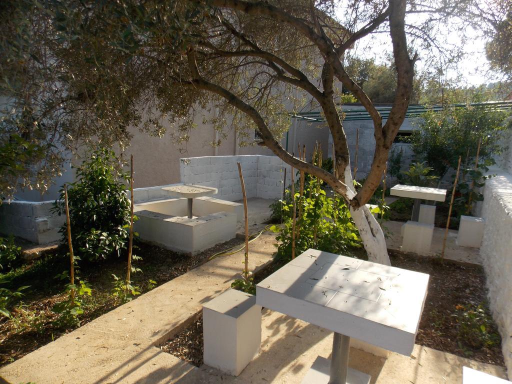 Guest House Vila Bega Saranda Kültér fotó