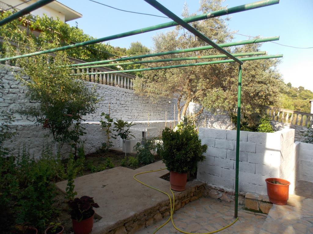 Guest House Vila Bega Saranda Kültér fotó