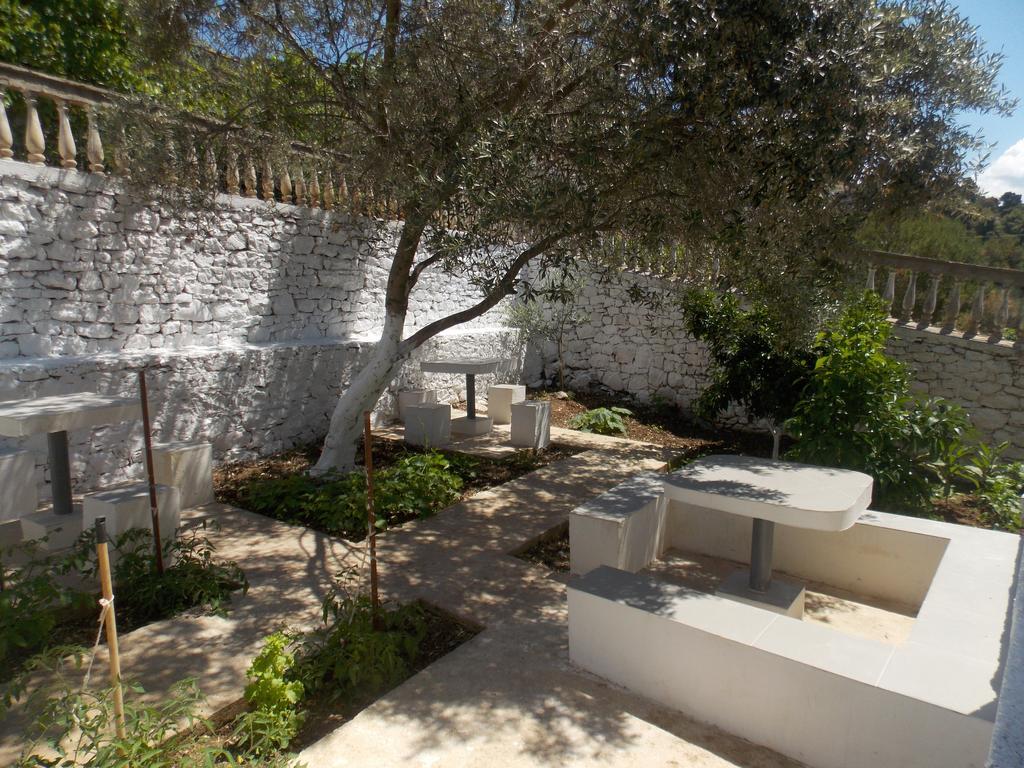 Guest House Vila Bega Saranda Kültér fotó
